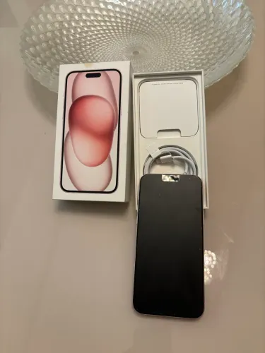 iPhone 15 256GB Estado de zero