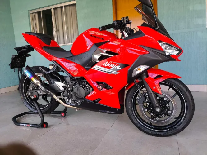 Kawasaki ninja 400