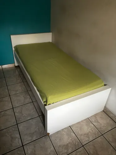 Cama de solteiro 