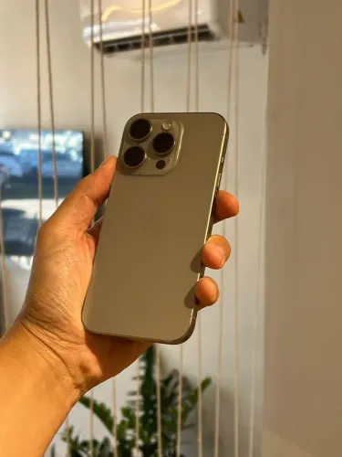 IPHONE 15 PRO   256 GB
