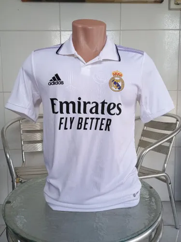 Camisa real Madrid 2022