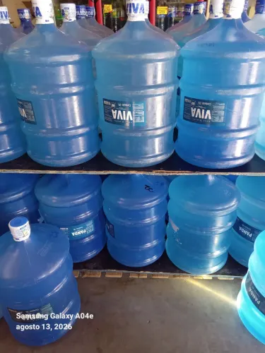 Galoes de agua mineral 20 litros 