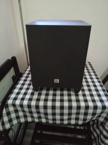 Subwoofer JBL ativo