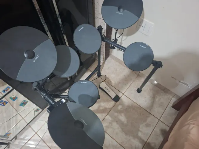 Bateria eletrônica D-tech