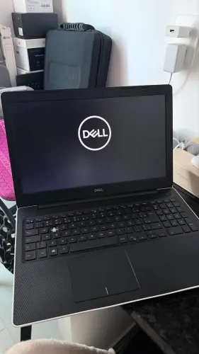 Notebook Dell i5 8 geração 15?
