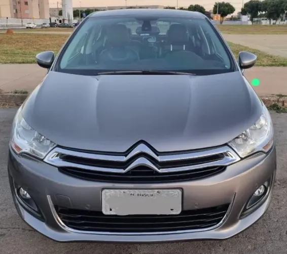 Citroen C4 Lounge Exclusive 1.6 Turbo 4P Aut. 2014