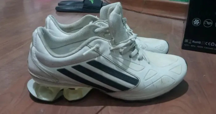 Tênis Adidas Megaride Original USADO