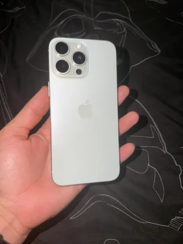 iPhone 15 pro max 512gb ótimo estado 