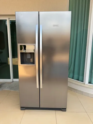 Geladeira side bay side Eletrolux 110v 