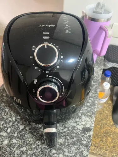 Air fryer multi 4 litros novinha