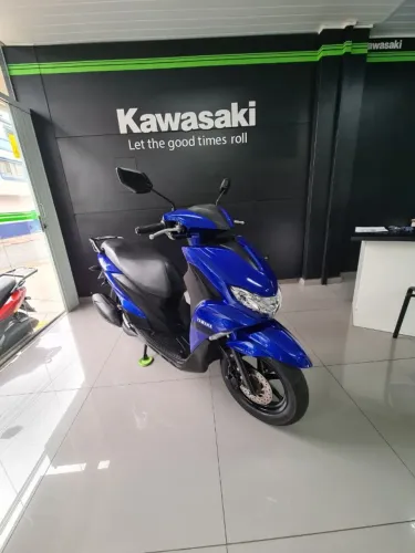 YAMAHA FLUO 125
