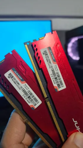 16 GB DDR4 3000MHZ MEMÓRIA