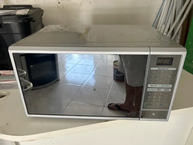 Vendo cooktop e microondas valor 450