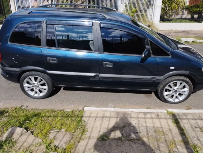Chevrolet Zafira 2.0/ CD 2.0 8V MPFI 5P Mec. 2001