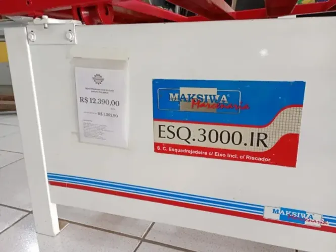 Esquadrejadeira Maksiwa 3000 IR