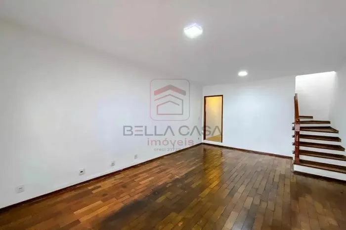 Sobrado para locação com 191 m² - 3 Dormitórios - 2 suítes - 2 vagas - Vila Invernada