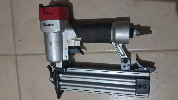 Pistola Pinador Pneumática.