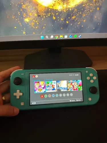 Nintendo Switch Lite  Desbloqueado + MicroSD 128 GB + Carregador Verde Turquesa
