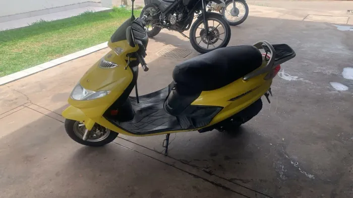 Vendo Moto Suzuki