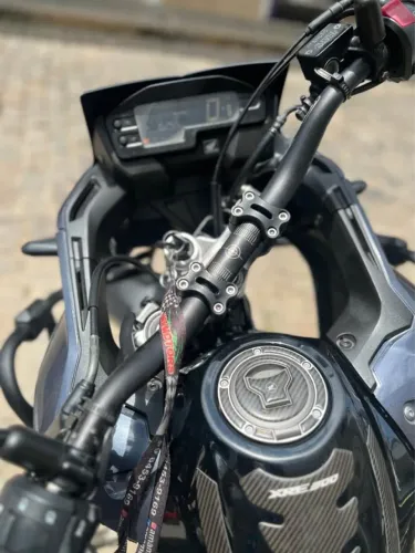 Honda XRE 300 ABS, ano 2021/2022, cor cinza, combustível flex