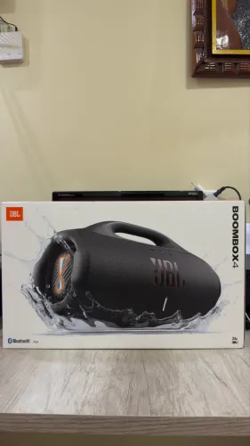JBL boombox 4 lacrada