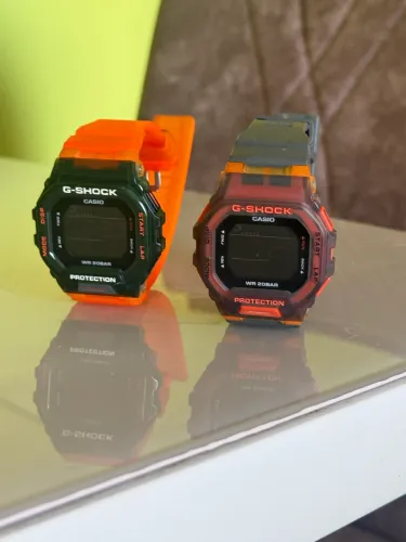 2 por 1 - Relógios modelo G-Shock