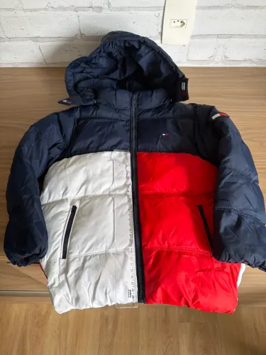 Casaco original importado Tommy, TAM.4-5 USA veste 6A BR