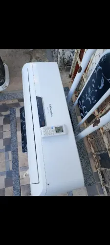 Ar-condicionado já instalado e garantia 