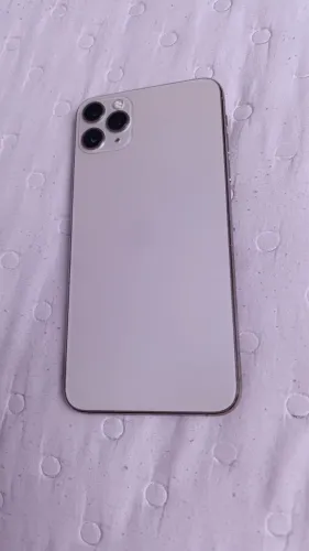 Vendo iPhone 11pro max  64 