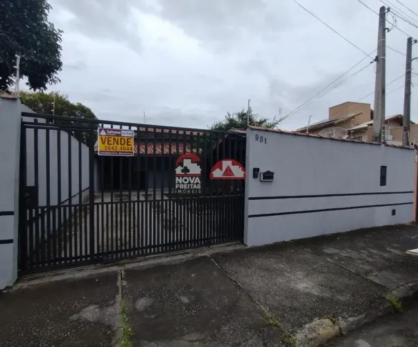Casa Padrão em Pindamonhangaba