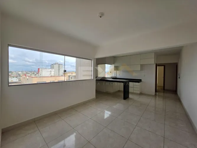 Apartamento à Venda com 02 Quartos no Centro de Divinópolis MG.