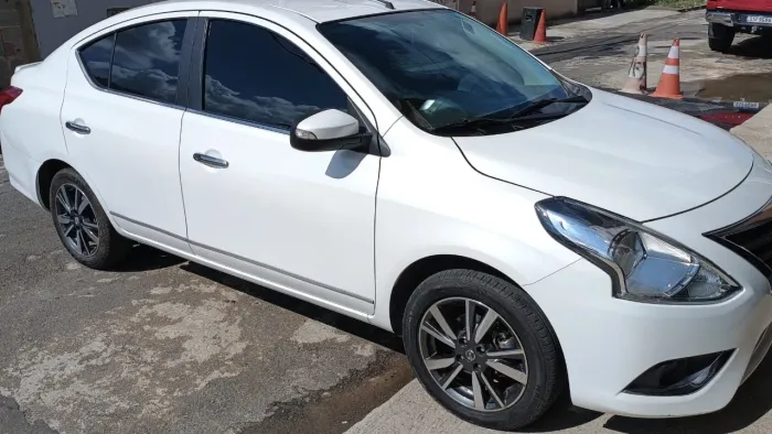 Nissan Versa SL 1.6 16V Flexstart 4P Aut. 2020
