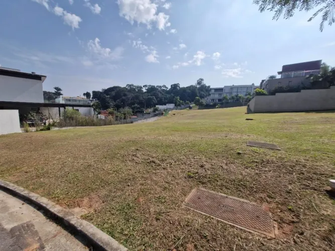 Terreno à venda, 816 m² por R$ 1.980.000,00 - Granja Viana - Carapicuíba/SP