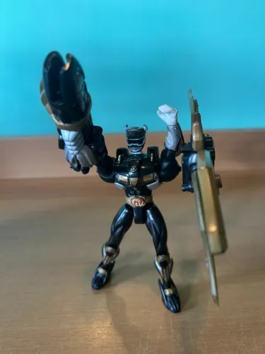 boneco Power Rangers Legendary Gaoranger Gold Black Bandai 2001