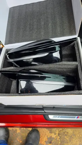 Capa retrovisor estilo M3 Bmw serie 3 G20 e aerofolio g20