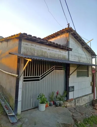 vendo casa em são pedro - vitória