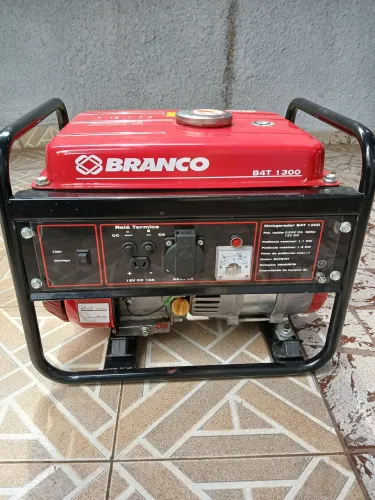 Gerador Branco B4T 1300 menos de 1h uso
