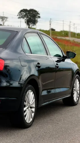 Volkswagen Jetta Highline 2.0 TSI 16V 4P Tiptronic 2014