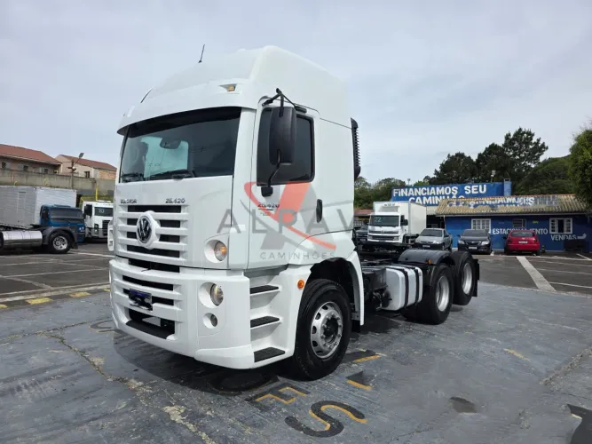 Volkswagen Constellation 25420 2015 25 420