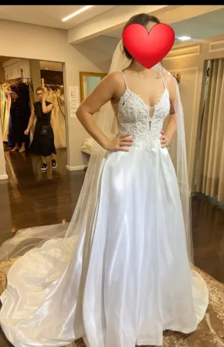 Vestido de Noiva Sophia Tolli Importado - Tamanho 38/40 (US 8) - Usado<br><br>1 Vez