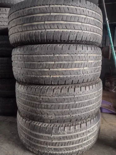 Pneus 235/60/16 Goodyear
