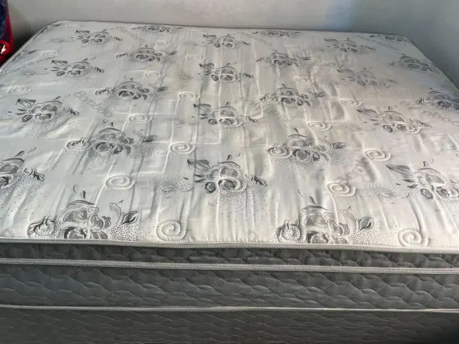 Cama de casal 
