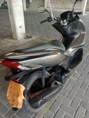 PCX 150 em excelente estado de conservação