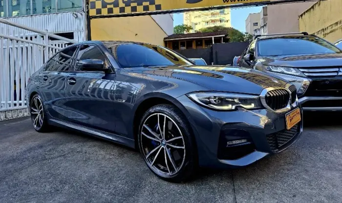 BMW 330E M Sport 2.0 Turbo Híbrido AU 2022