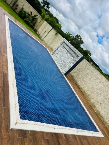 Tela de proteção de piscina 
