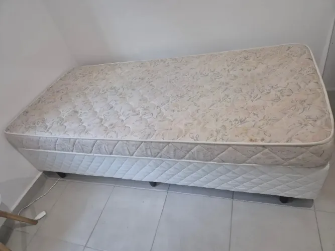 Cama box + colchão
