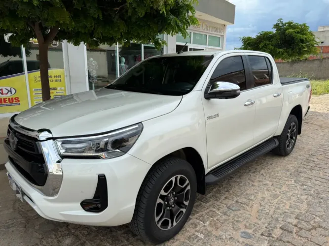 Toyota Hilux CD SRX 4X4 2.8 TDI 16V Diesel Aut. 2022