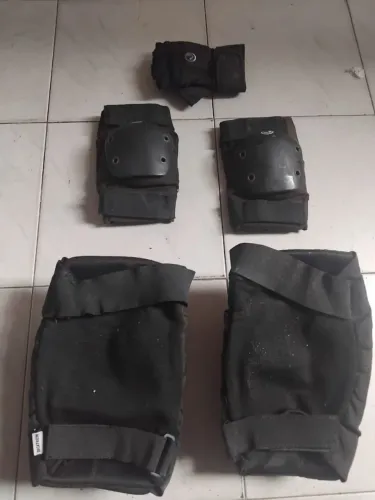 Kit PROTEÇÃO DECATHLON JOELHEIRAS COTOVELEIRAS