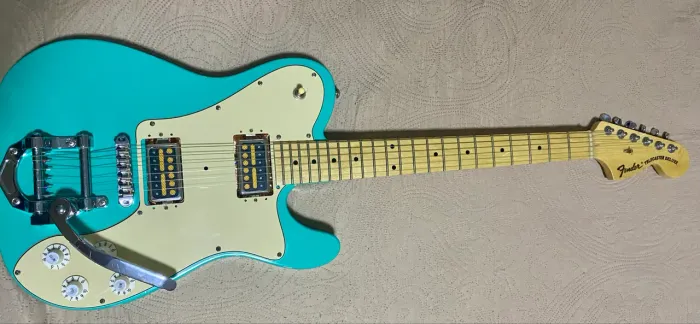 Guitarra telecaster
