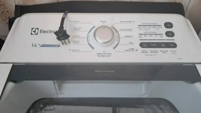 electrolux essential care 14 kg usada